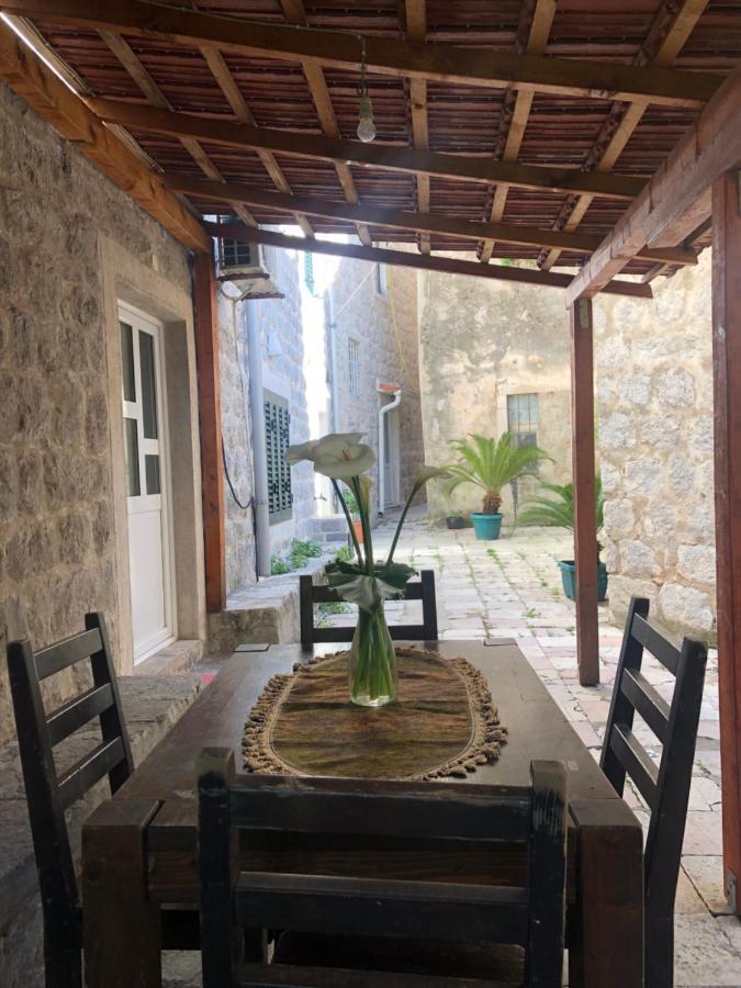 Pavle Apartmani Risan Exteriér fotografie