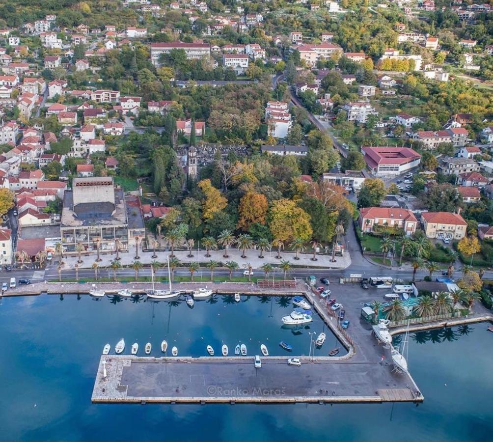 Pavle Apartmani Risan Exteriér fotografie