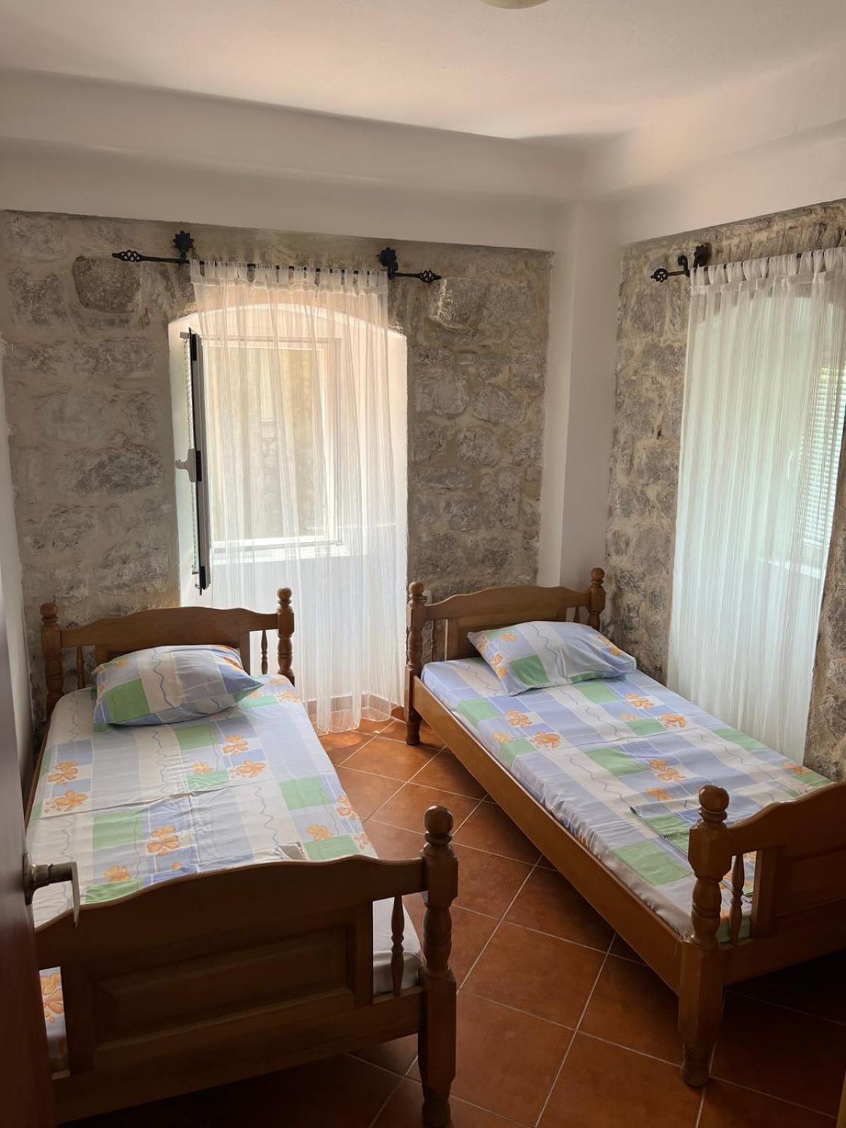 Pavle Apartmani Risan Exteriér fotografie